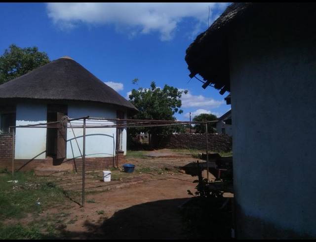 3 BEDROOM HOUSE FOR SALE IN MALAMULELE